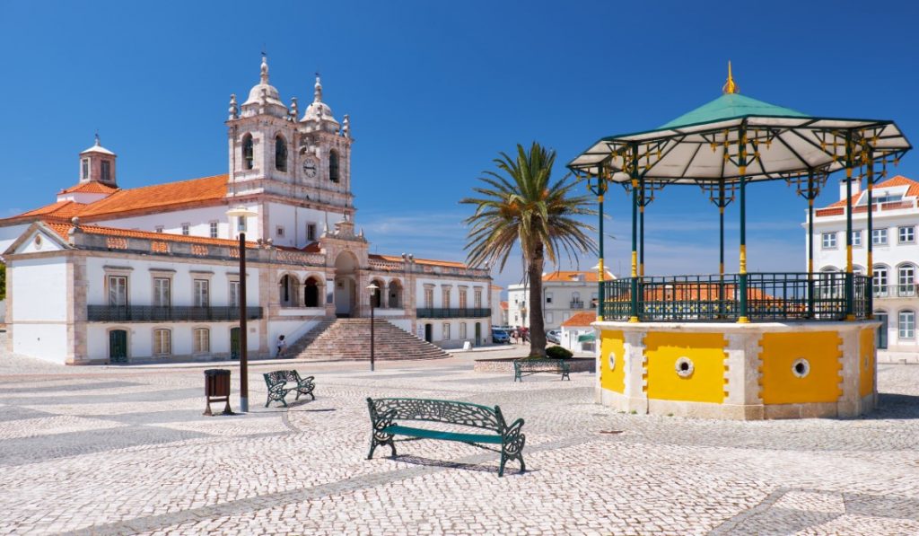 nazare_lisbon_toursportugal Lisbon Private Tours