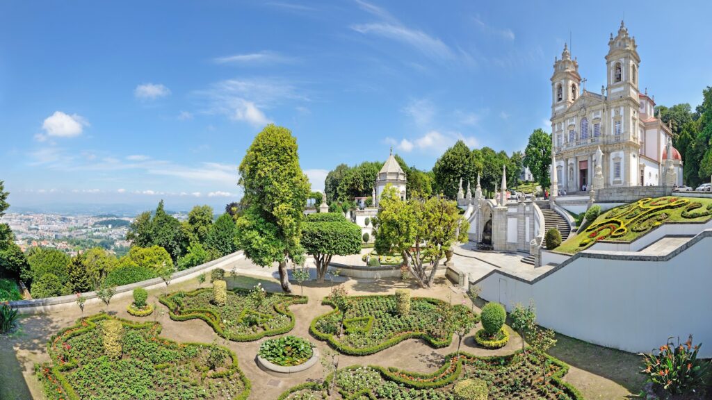 From Carnival Streets to Christmas Markets: Portugal Trips Built Around Local Traditions